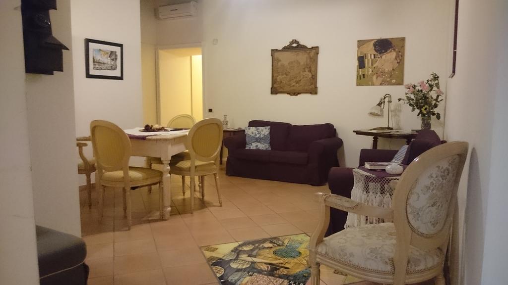 Bed and Breakfast Amalfitani Salerno Centro Exterior foto